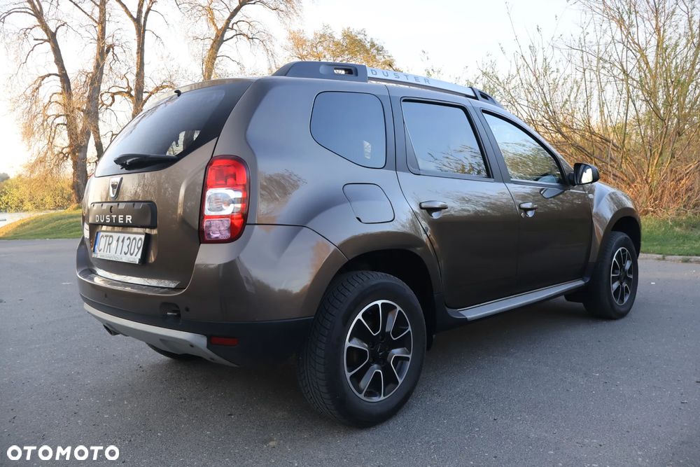 Dacia Duster 1.6 SCe Blackshadow S&S - 3