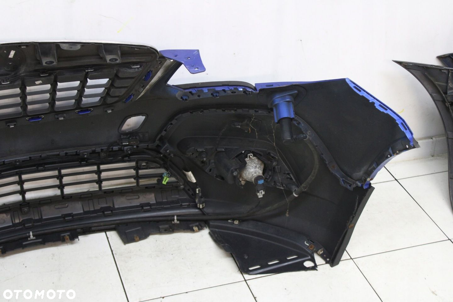 OPEL MOKKA A 12R- ZDERZAK PRZÓD PRZEDNI PDC SPRYSKI GQM - 12
