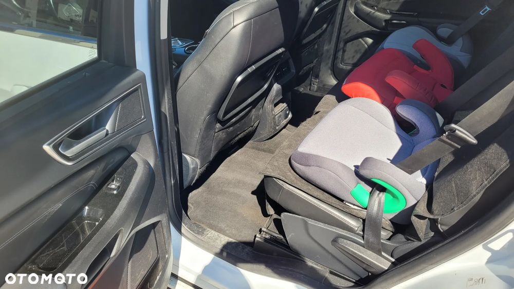 Ford S-Max 2.0 EcoBlue Titanium - 32