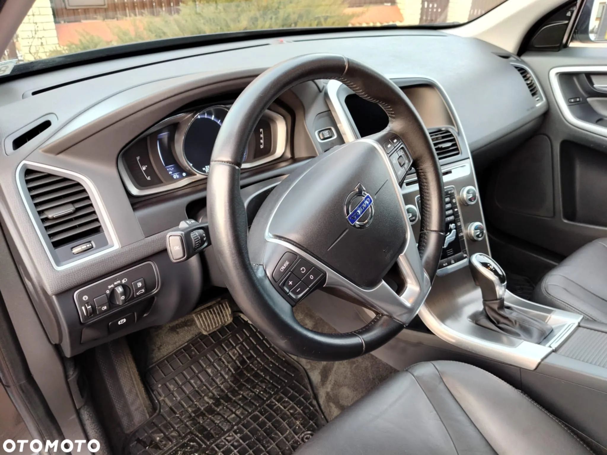 Volvo XC 60 - 23