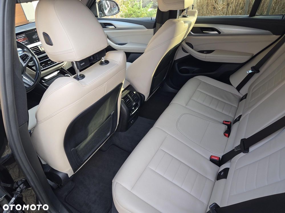 BMW X3 xDrive20d M Sport - 12