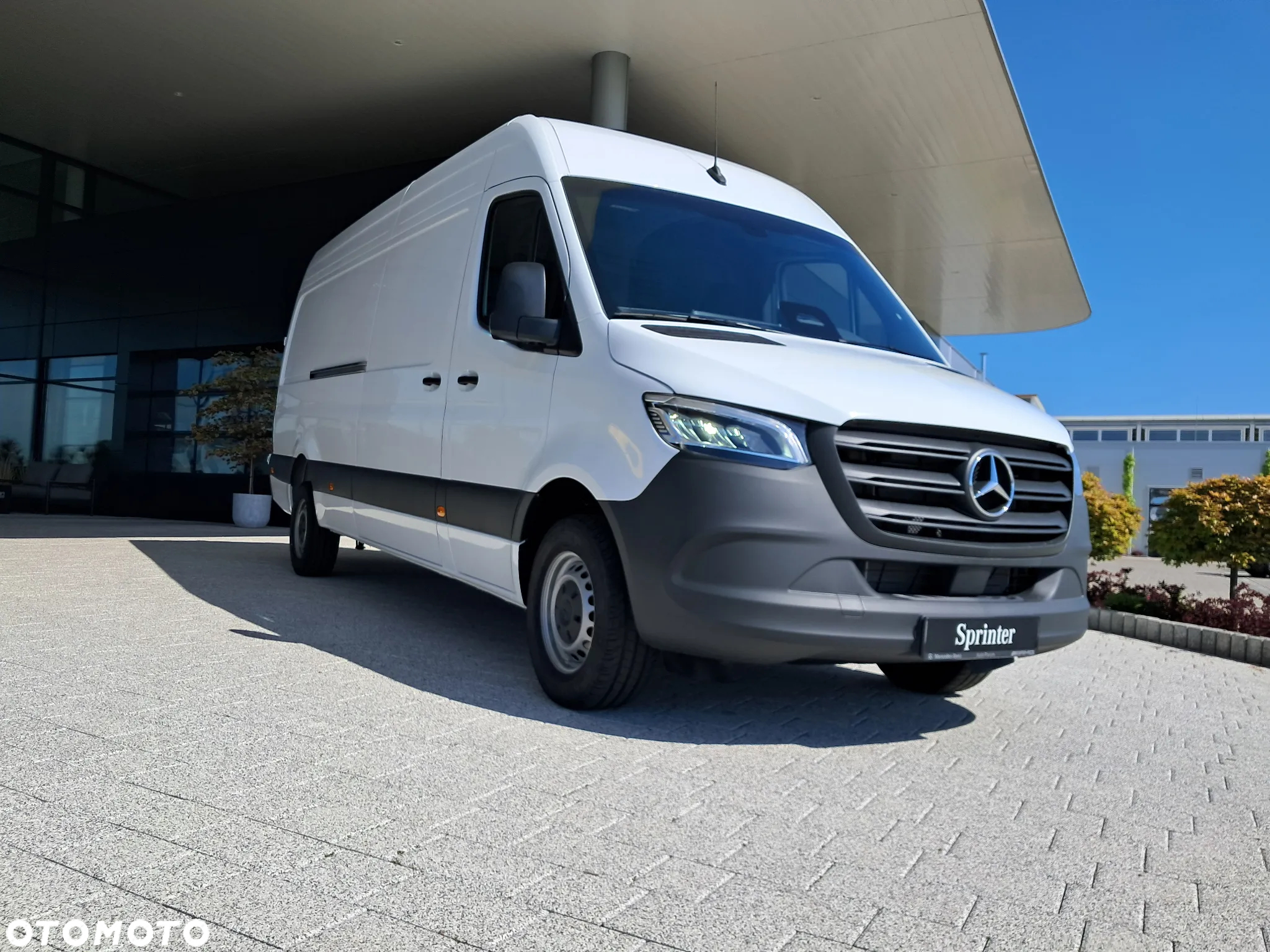 Mercedes-Benz Sprinter - 4