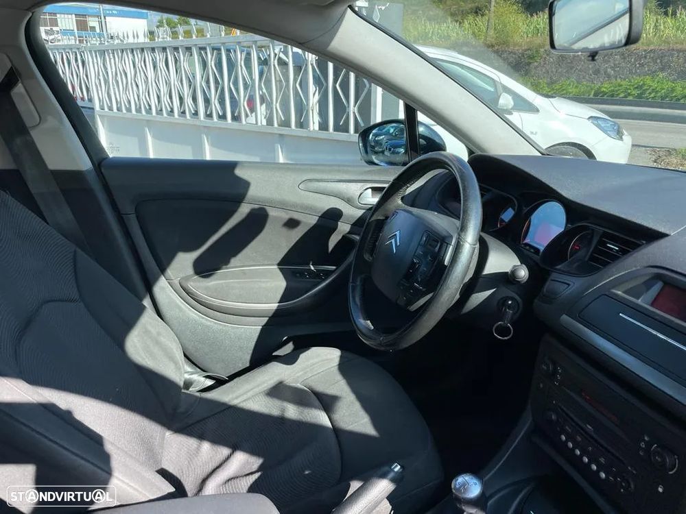 Citroën C5 Break 1.6 HDi X - 17