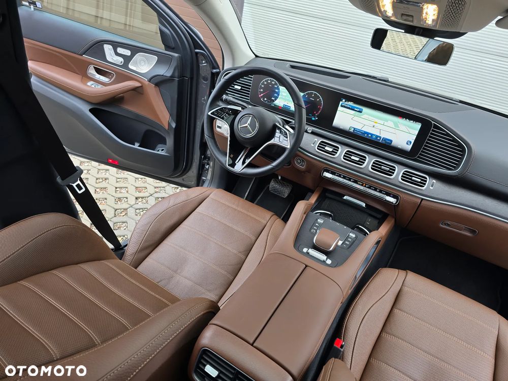 Mercedes-Benz GLE - 28