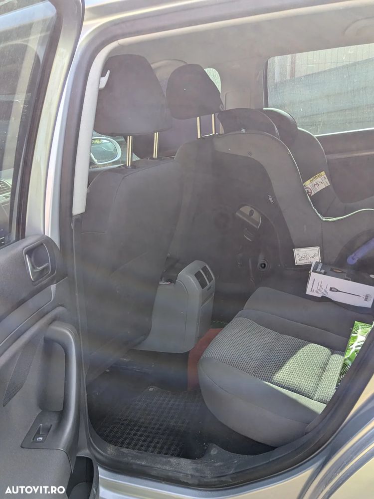 Volkswagen Golf 1.9 TDI Comfortline - 7