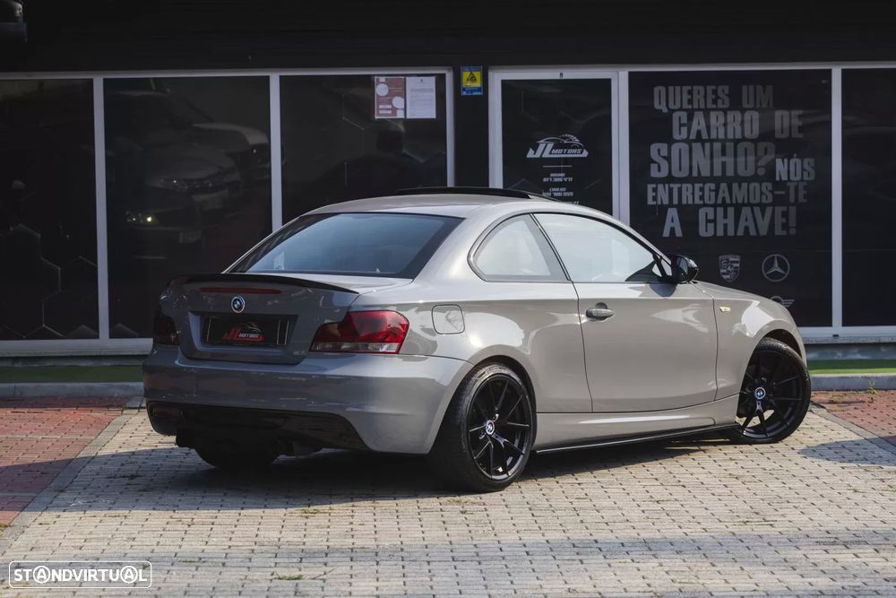 BMW 118 d Pack M - 31