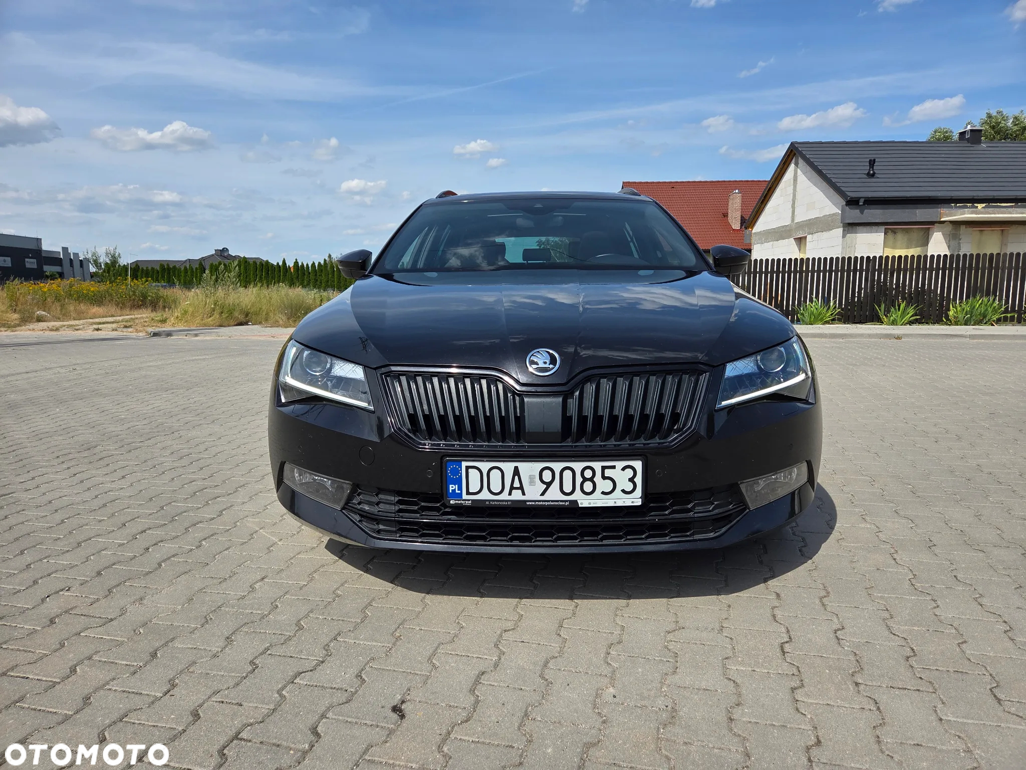 Skoda Superb Combi 2.0 TDI DSG Sportline - 6