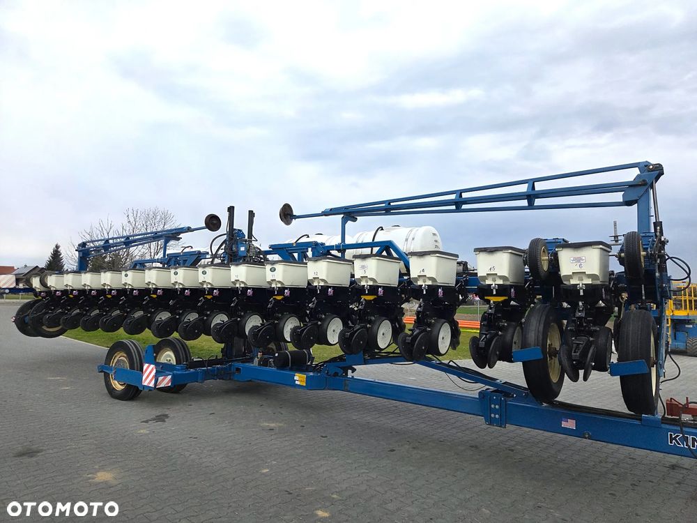 Inny Siewnik Kinze 3600 16 rzędowy, 2012 Rok, Stan Idealny - 6