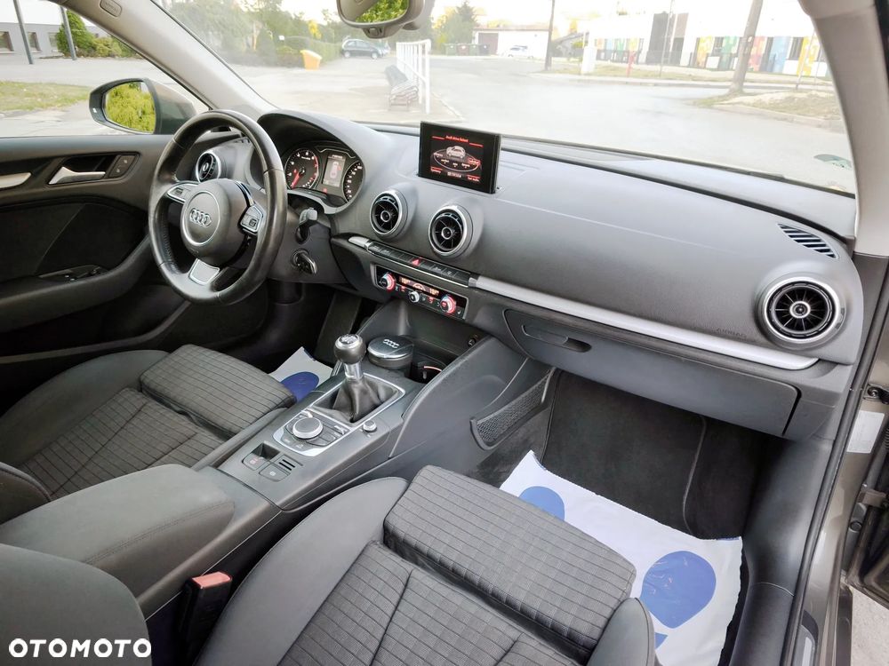 Audi A3 3-drzwiowe 1.4 TFSI Ambiente - 18
