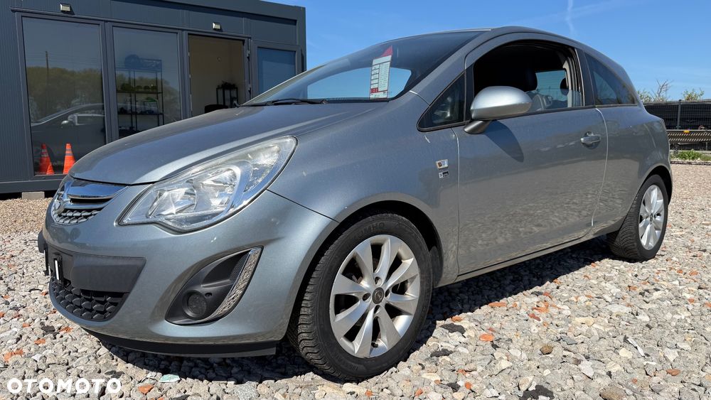 Opel Corsa 1.4 16V 150 Jahre - 16