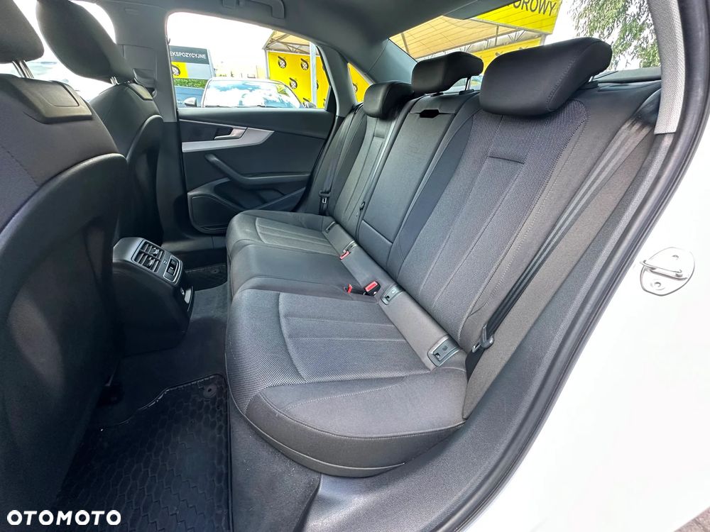 Audi A4 Limousine 30 TDI mHEV S tronic - 15