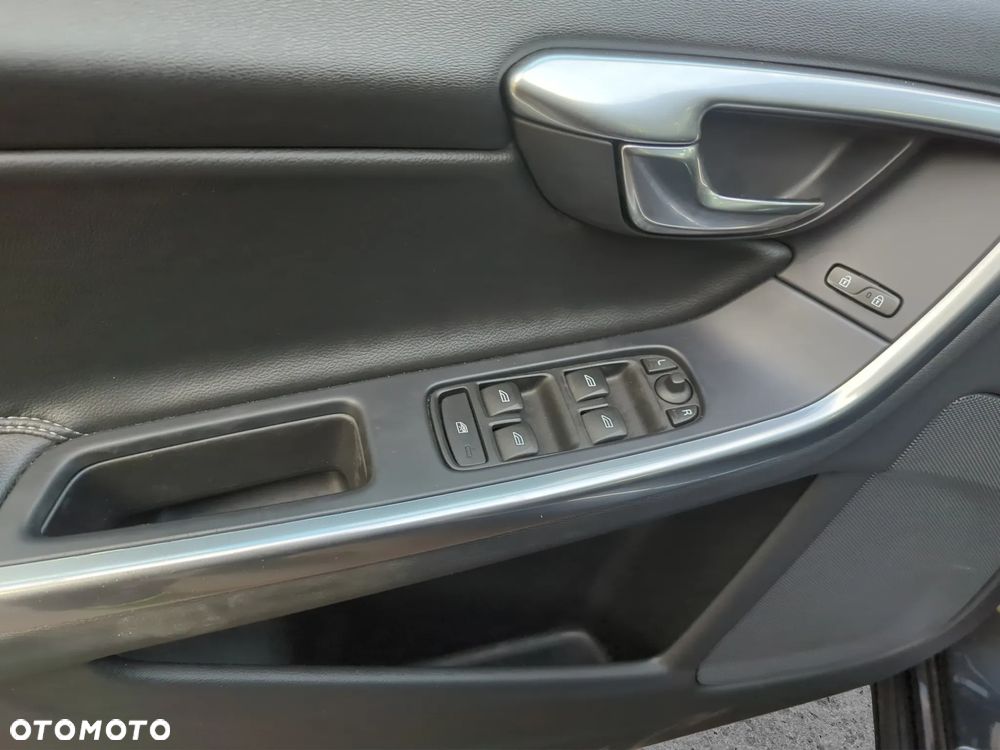 Volvo V60 D2 Drive-E Summum - 21