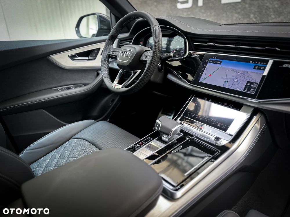 Audi Q8 - 34
