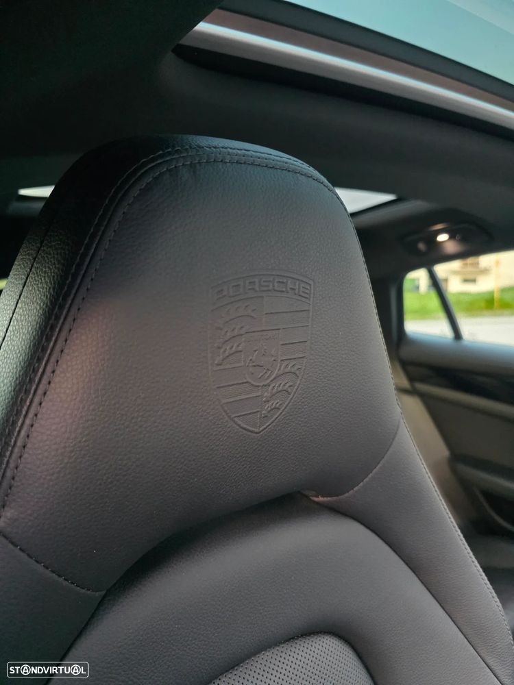Porsche Panamera 4 E-Hybrid Executive - 35