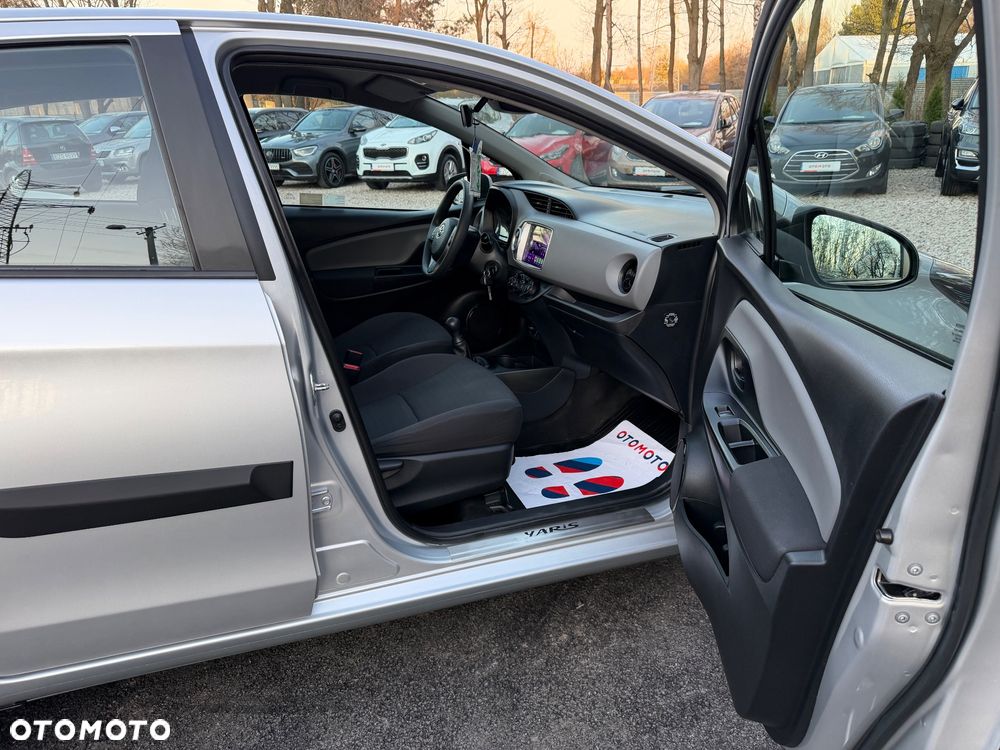 Toyota Yaris 1.0 Life - 17