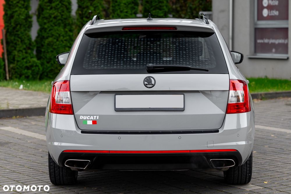 Skoda Octavia Combi 2.0 TSI (Green tec) DSG RS - 7