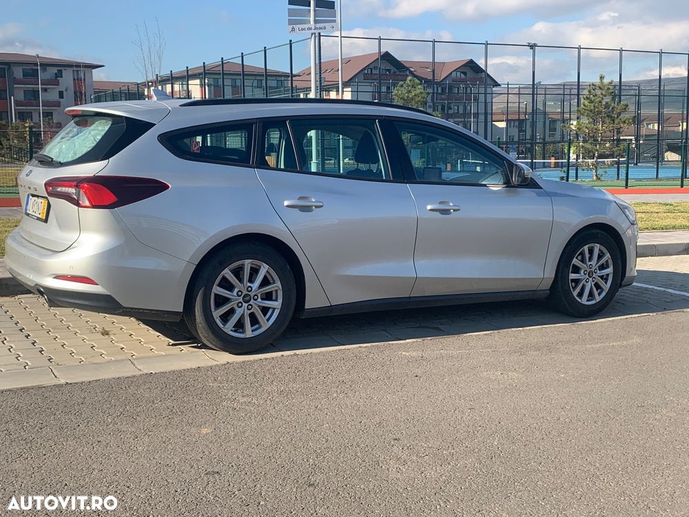 Ford Focus Turnier 1.5 EcoBlue Start-Stopp-System Aut. ST-LINE X - 5