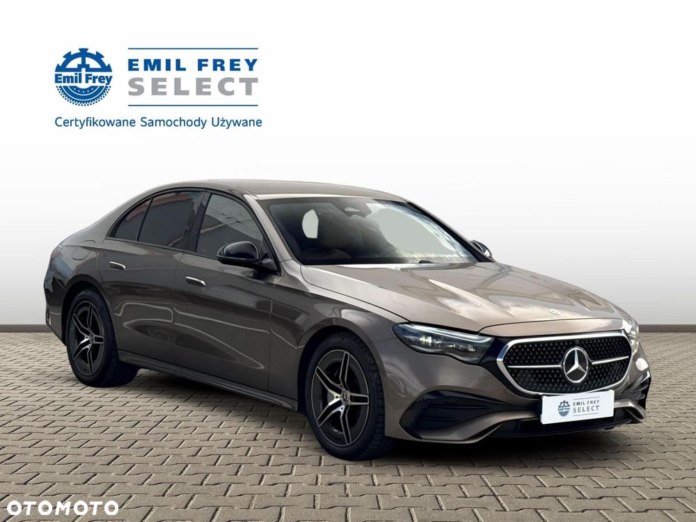 Mercedes-Benz Klasa E - 9