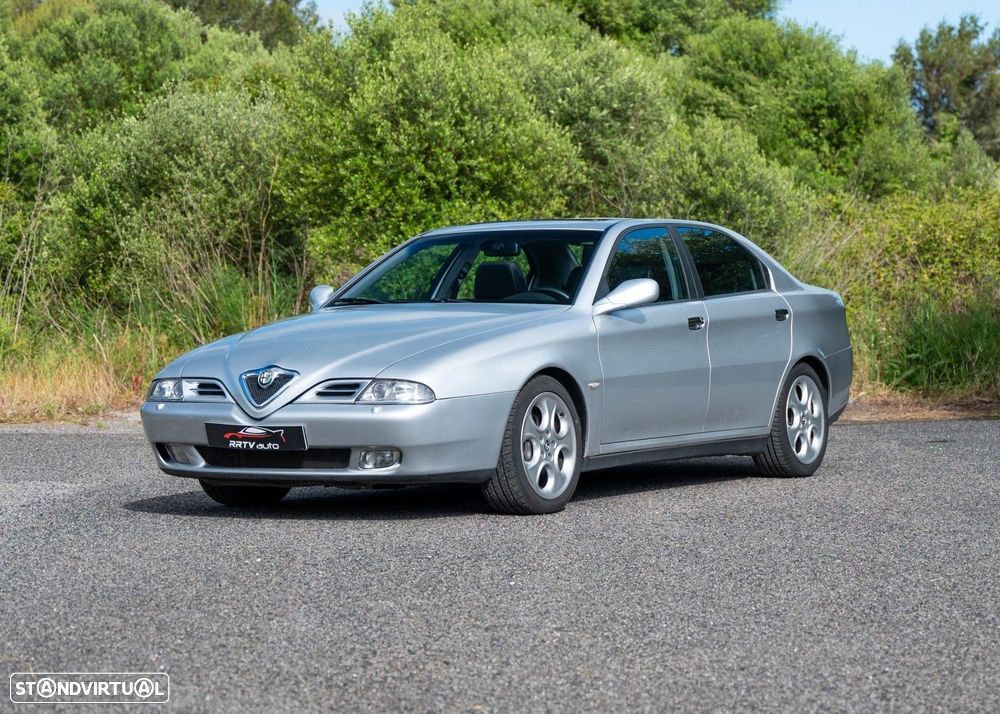 Alfa Romeo 166 2.0 V6 TB - 1