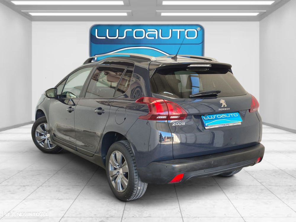 Peugeot 2008 1.2 PureTech Style - 8