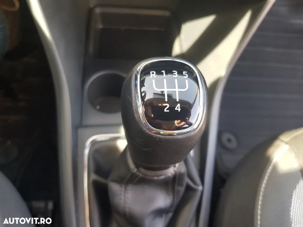 Skoda RAPID 1.6 TDI Ambition - 23