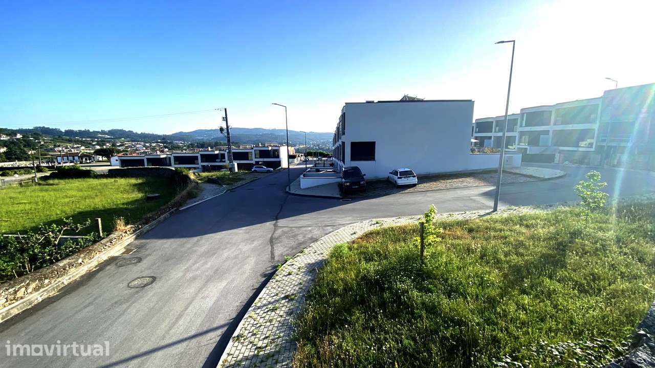 Terreno Para Construção  Venda em Santo Tirso, Couto (Santa Cristina e - Grande imagem: 4/7