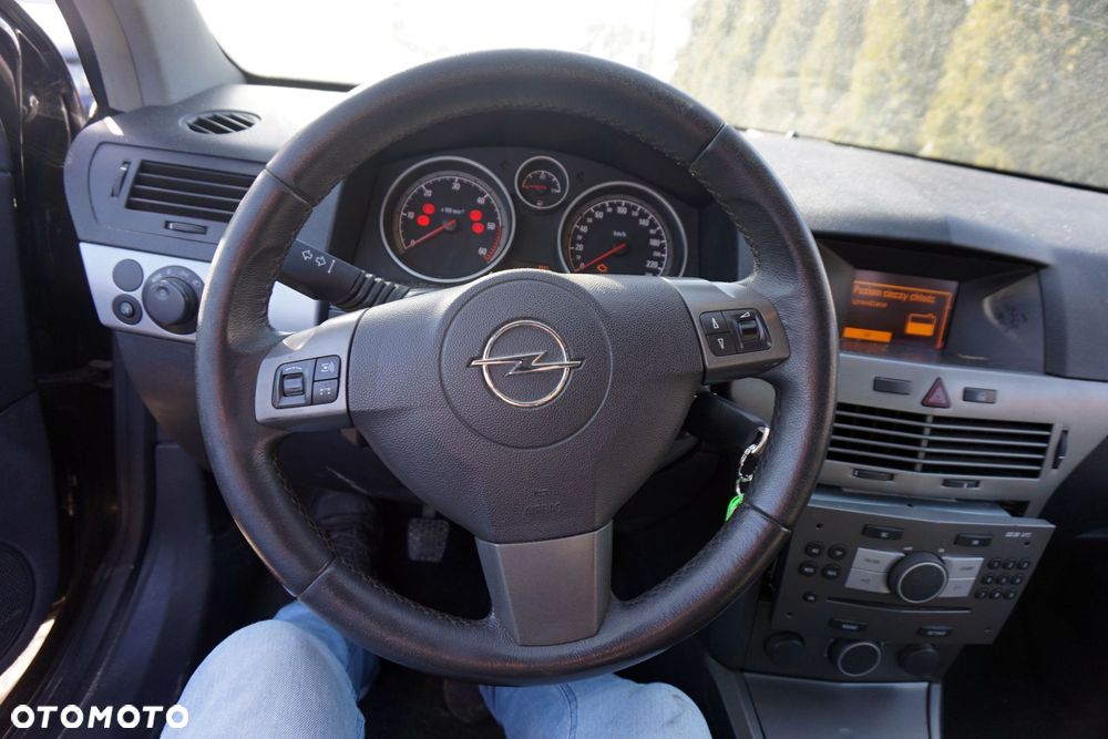 KIEROWNICA ASTRA III H  OPEL 2004-2006 - 1