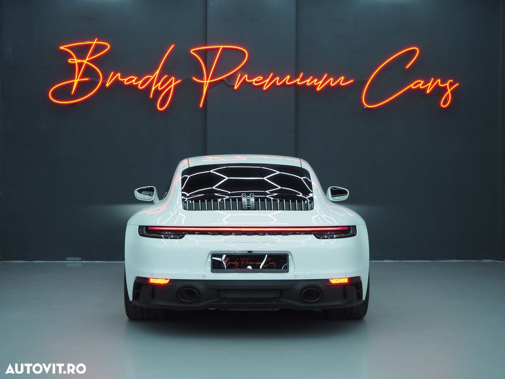 Porsche 911 Carrera GTS PDK - 7