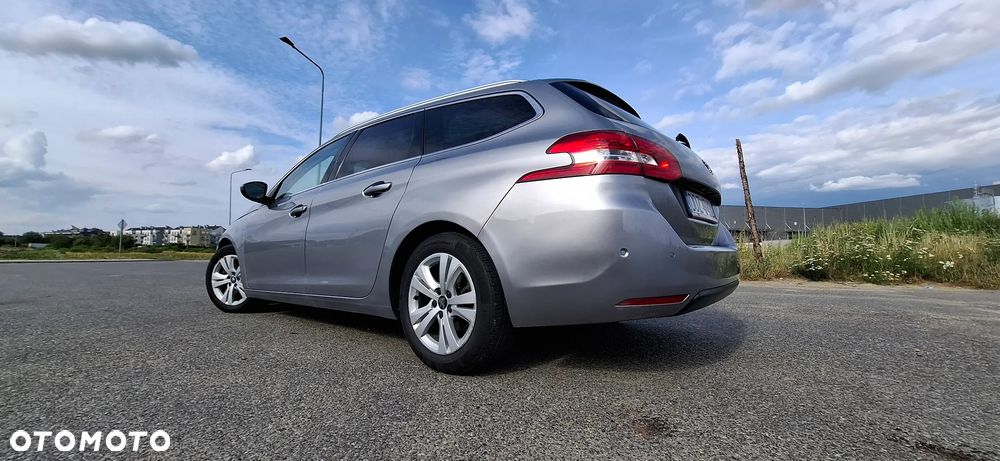 Peugeot 308 BlueHDi 150 Automatik Stop & Start Allure - 9