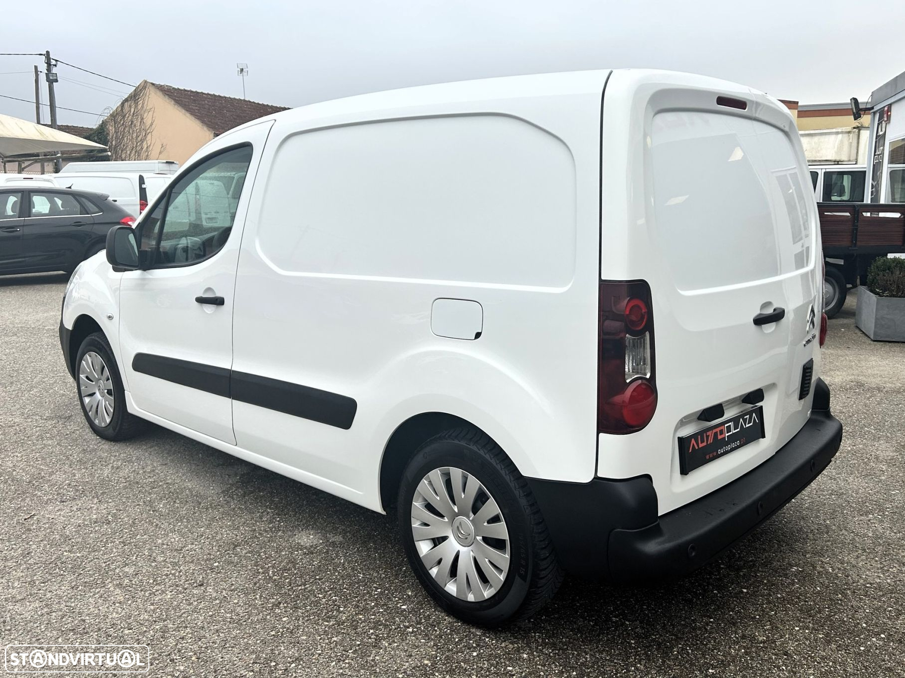 Citroën Berlingo 1.6 BLUEHDI ISOTERMICA - 8