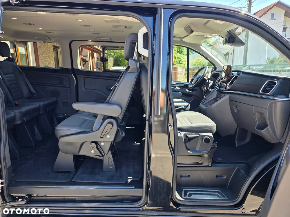 Ford Tourneo Custom 320 L2H1 VA Autm Titanium X - 11