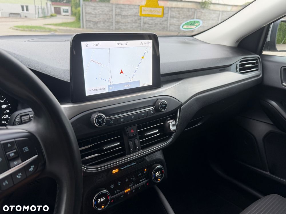Ford Focus 2.0 EcoBlue Titanium Business - 36