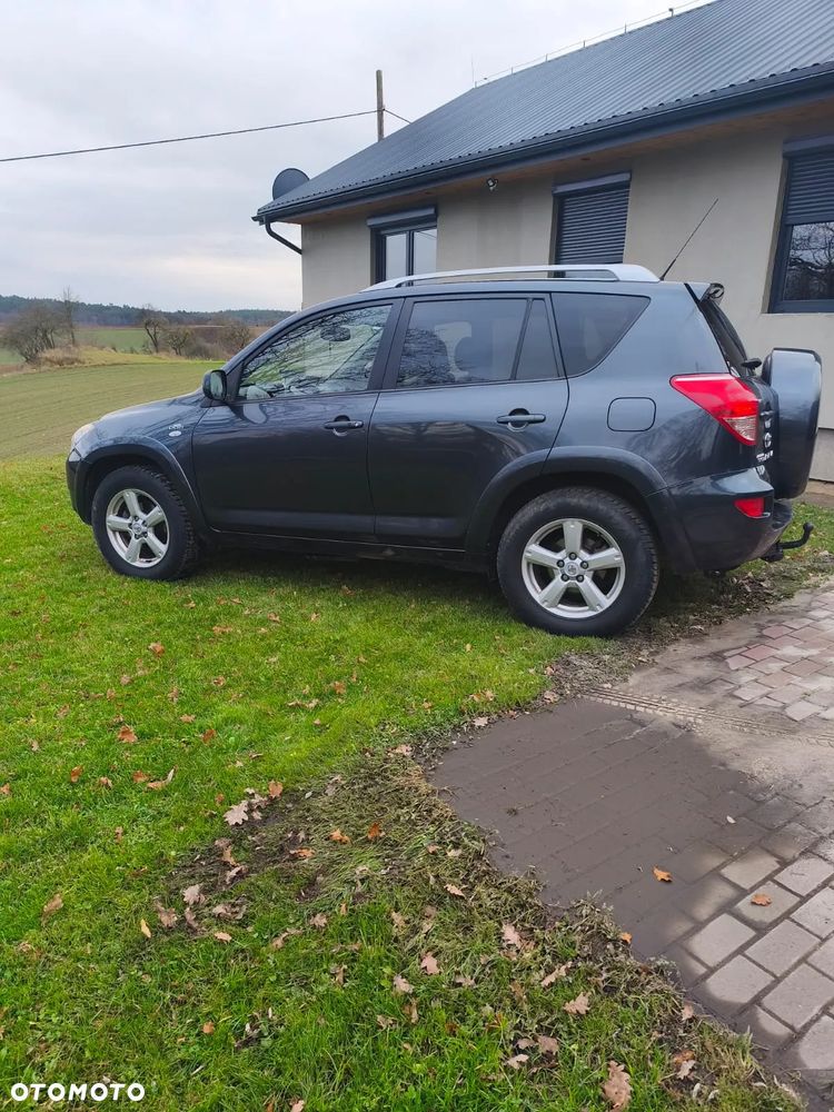 Toyota RAV4 2.2 D-CAT 4x4 Sol - 5