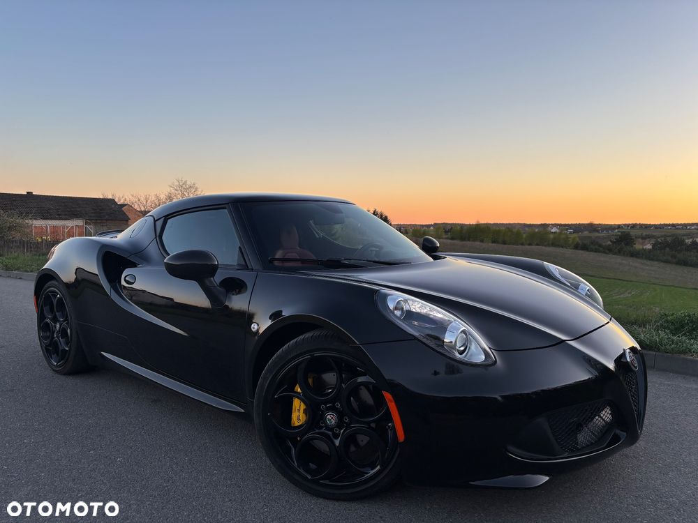 Alfa Romeo 4C - 3