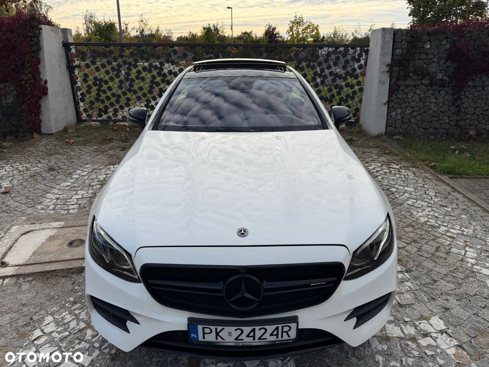 Mercedes-Benz Klasa E - 14