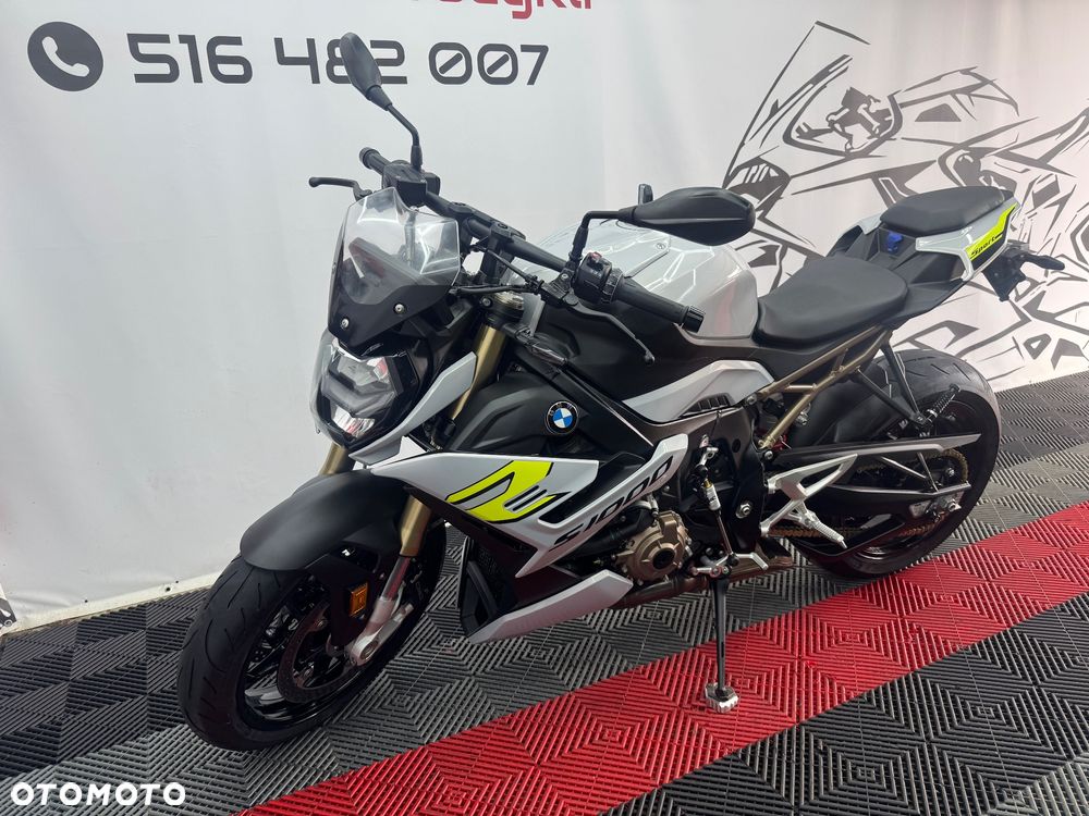 BMW R - 6