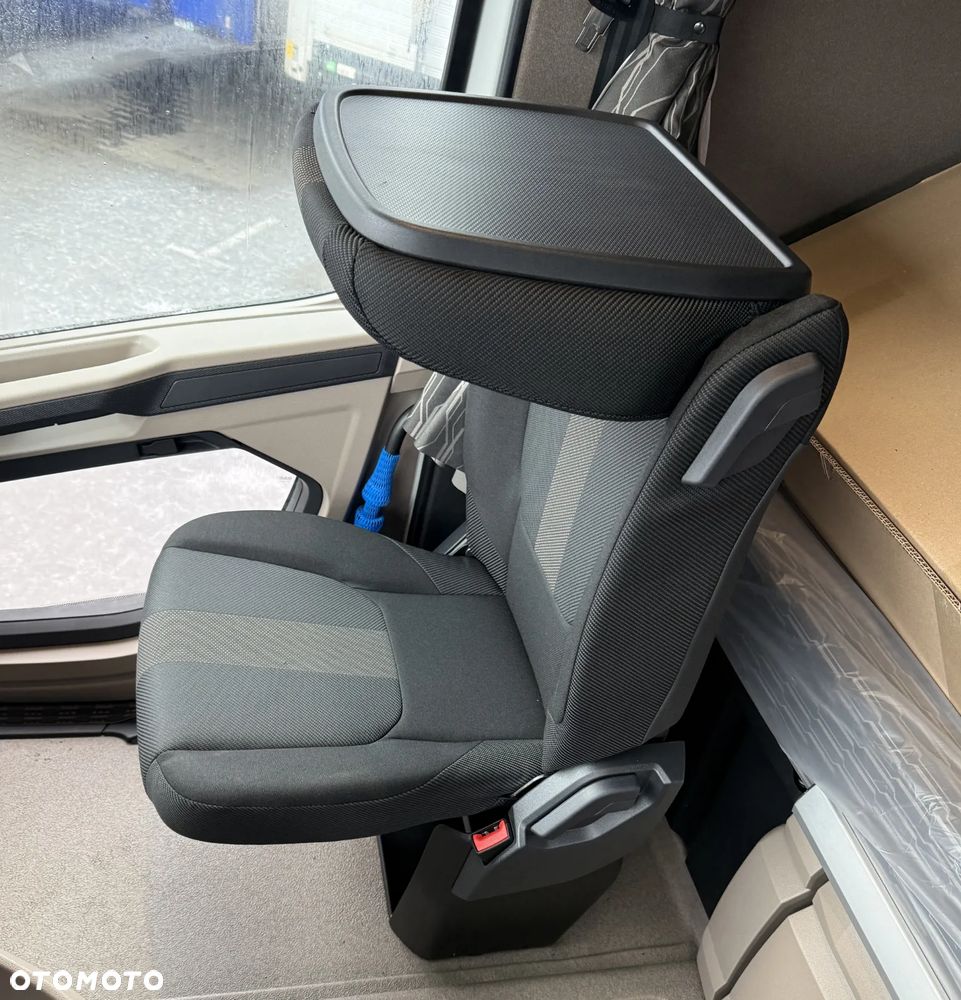 DAF XG480 4x2 LowDeck MEGA - 12