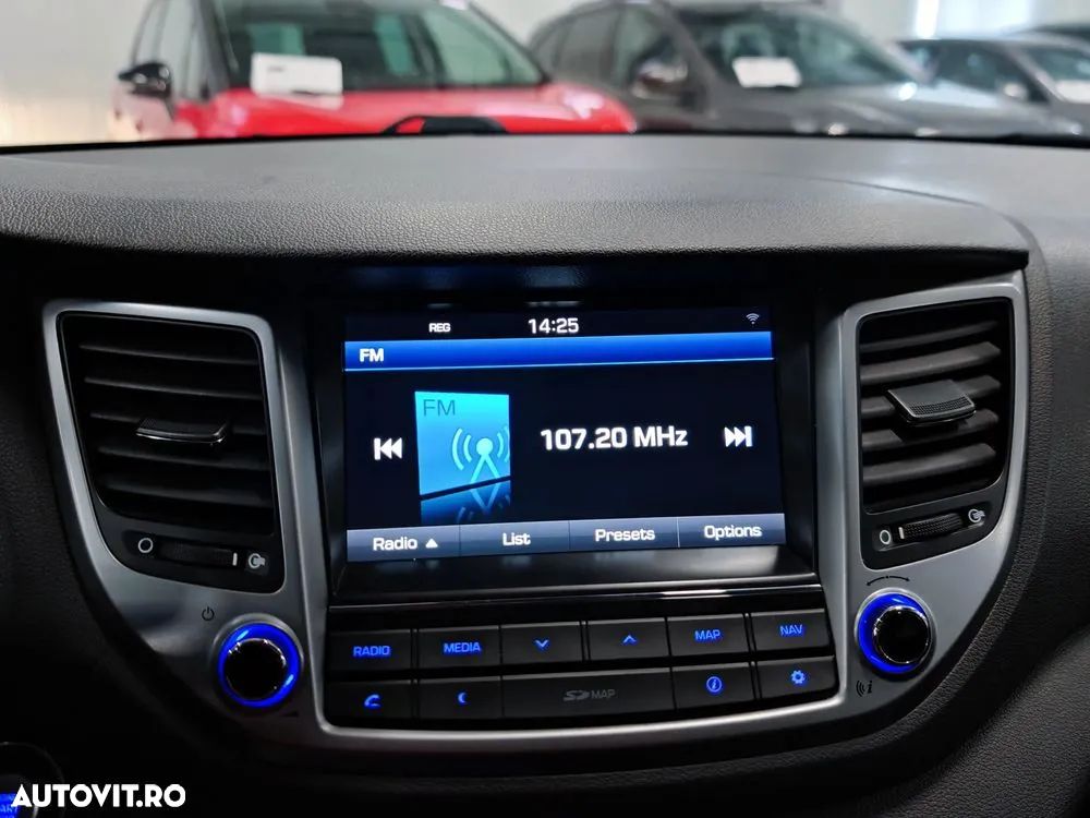 Hyundai Tucson 2.0 CRDI 4WD Automatik Style - 9