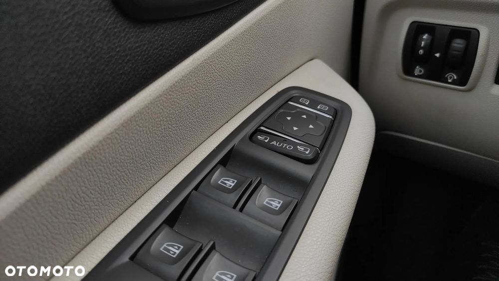 Renault Captur 1.2 Energy TCe Zen - 23