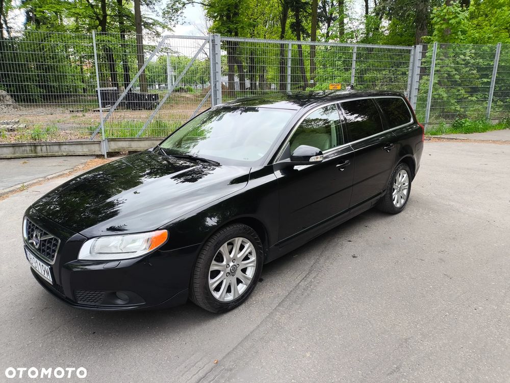 Volvo V70 D3 Momentum - 18