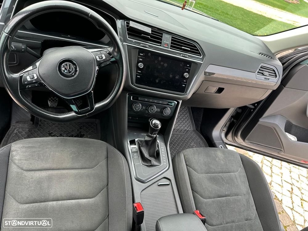 VW Tiguan 2.0 TDI R-Line - 6