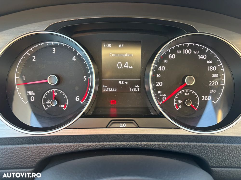 Volkswagen Golf 1.6 TDI BMT Comfortline - 24