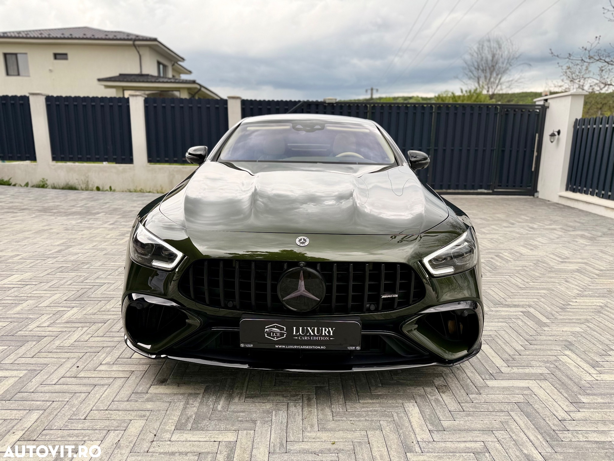 Mercedes-Benz AMG GT - 9