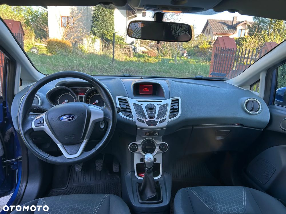 Ford Fiesta 1.25 Titanium EU5 - 10