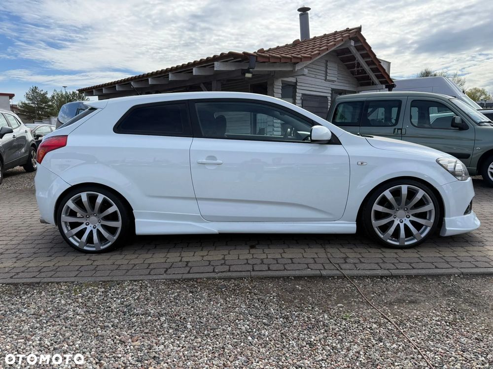 Kia ProCeed - 3
