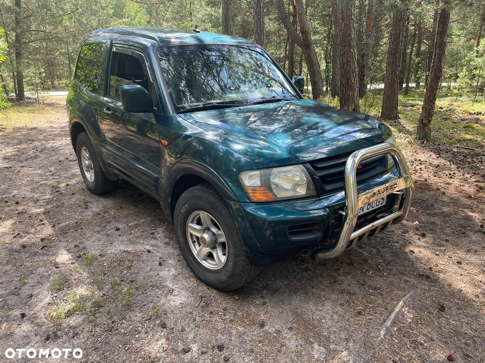 Mitsubishi Pajero - 4