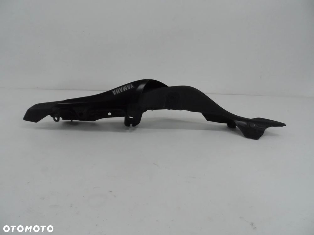 Yamaha MT07 osłona plastikowa boczek pod fotel P L - 4