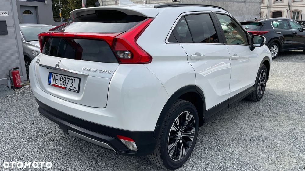 Mitsubishi Eclipse Cross - 8