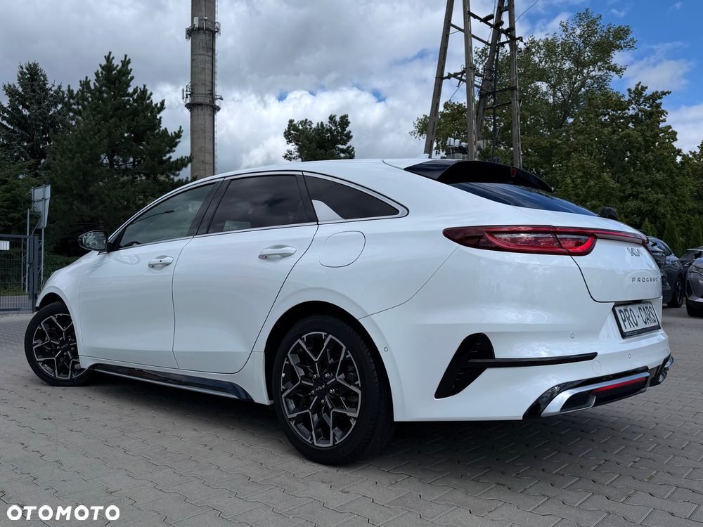 Kia ProCeed 1.5 T-GDI DCT7 OPF GT LINE - 9