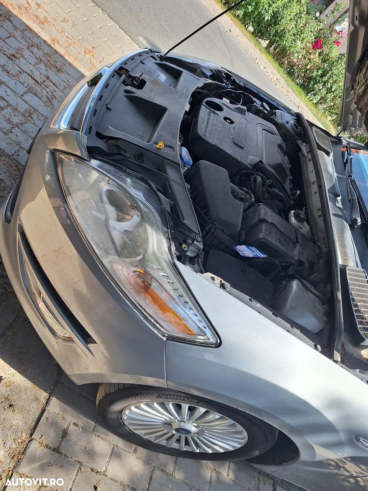 Ford Mondeo - 30